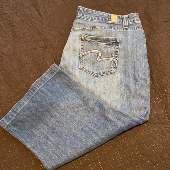 Maurices Taylor Boot Capris - Picture 1 of 5